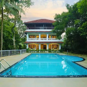 https://once-upon-the-river-cochin-international-airport.kerala-hotels.net